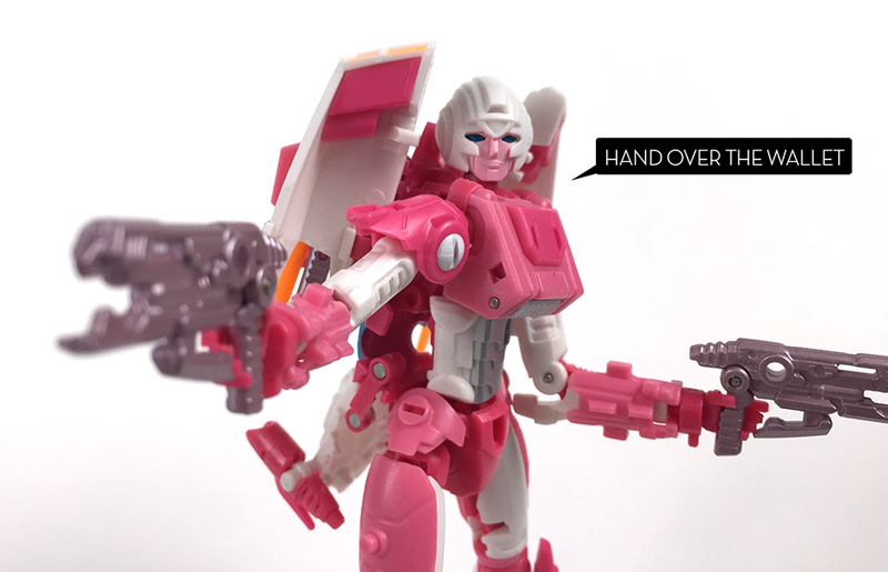 Illustration for article titled My First Third-Party Transformer Is A Complicated Woman